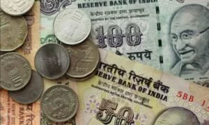 डेट फंड पर संकट, बैंकों में पैसे जमा कर रहे भारतीय