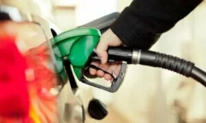 Petrol Diesel Price: आज भी राहत, लगातार छठे दिन नहीं बढ़े पेट्रोल-डीजल के दाम