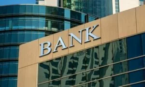 आरबीआई: स्टैंडर्ड चार्टर्ड बैंक पर 1.95 करोड़ का जुर्माना, पढ़ें व्यापार जगत की चार खबरें