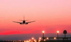 हवाई सफर महंगा: हाई फ्रीक्वेंसी फ्लाइट रूट पर 45 फीसदी तक बढ़ा किराया, डेली ट्रैफिक में 70 फीसदी से ज्यादा बढ़ोतरी