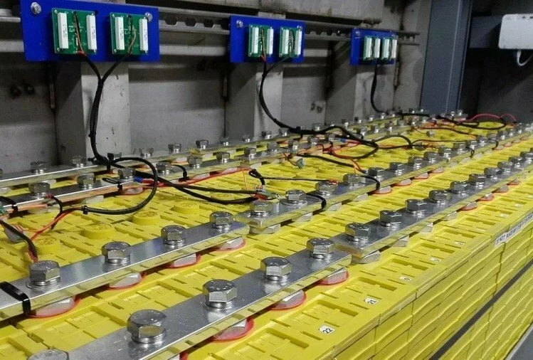 पीएलआई योजना: एसीसी बैटरी उत्पादन के लिए 20 कंपनियां लगाएंगी बोली, 18100 करोड़ रुपये का प्रोत्साहन देगी सरकार