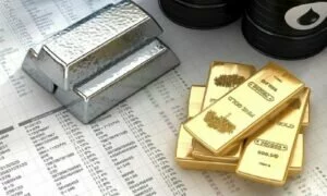 Gold Silver Rate Today: आज सोने की कीमत में बदलाव नहीं, चांदी के दाम गिरे, जानें क्या है आपके शहर में भाव