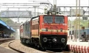 Indian Railways: रेलवे का बुजुर्गों पर सितम, कोरोना काल में चार करोड़ सीनियर सिटीजन से वसूला पूरा किराया