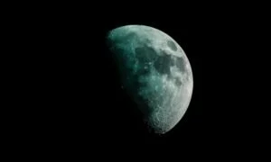 Chandra grahan 2021: इस दिन लगने वाला है साल का आखिरी चंद्र ग्रहण, जानिए इस दौरान क्या करें क्या न करें