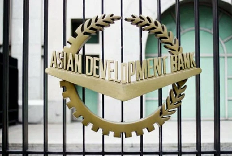 India Growth Estimate: एशियाई विकास बैंक ने फिर घटाया देश की आर्थिक वृद्धि दर का अनुमान, यहां जानें क्या रही वजह