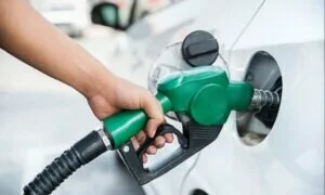 Petrol Diesel Price: आज भी नहीं बदले पेट्रोल-डीजल के दाम, जानिए आपके शहर में कितनी है कीमत