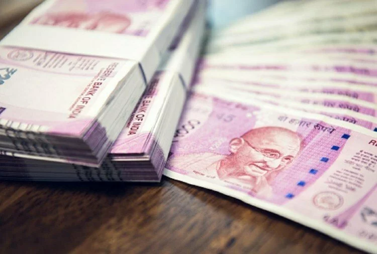 7th Pay Commission: केंद्र सरकार ने रिटायर हो रहे कर्मचारियों को दी बड़ी राहत, जानिए कौन से नियम में किया बदलाव