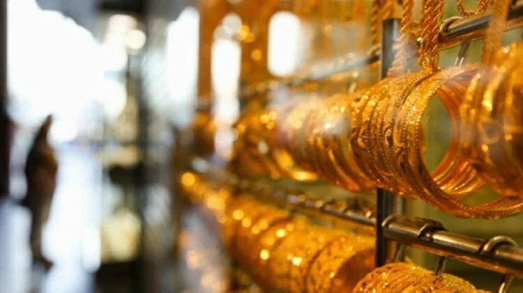 Gold Silver Latest Rate: रूस-यू्क्रेन तनाव के बीच सोना हुआ 50 हजारी, चांदी का दाम आसमान पर, जानें ताजा भाव