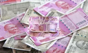 वित्त मंत्रालय की रिपोर्ट : सरकार पर कर्ज बढ़कर 128 लाख करोड़ रुपये के पार, कुल देनदारी में सार्वजनिक कर्ज की हिस्सेदारी बढ़कर 91.6% पहुंची
