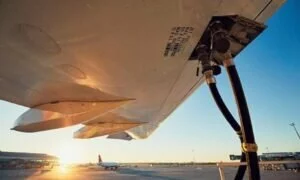 Jet Fuel Price Hike: एटीएफ की कीमतों में लगी आग, 18% की रिकॉर्ड वृद्धि के बाद एक लाख के पार पहुंचा दाम