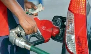 Petrol Diesel Price : एक दिन राहत के बाद आज फिर बढ़े पेट्रोल-डीजल के दाम, जानिए कितनी रहीं कीमतें