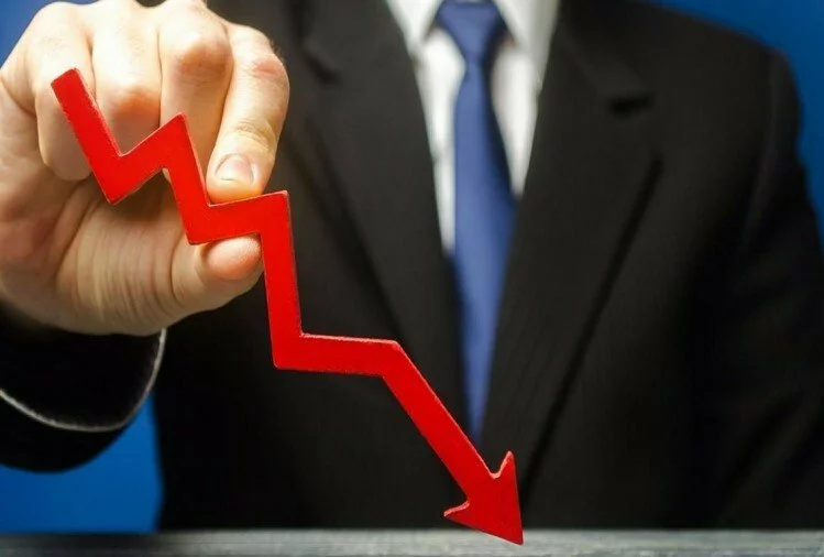 Stock Market Closed: शेयर बाजार गिरावट के साथ बंद, सेंसेक्स 770 अंक से ज्यादा टूटा, निफ्टी भी फिसला